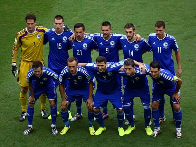 Bosnia & Herzegovina bị đánh giá thấp hơn Hà Lan