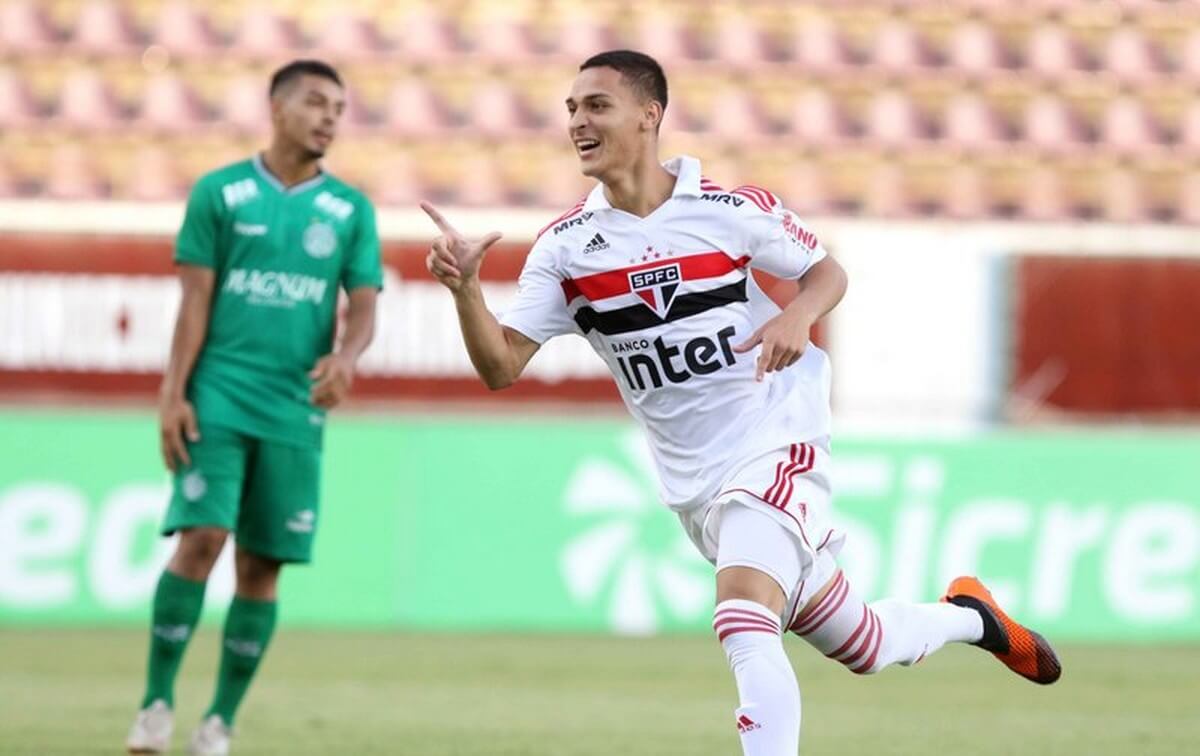 Đội chủ nhà Sao Paulo đang gặp nhiều khó khăn