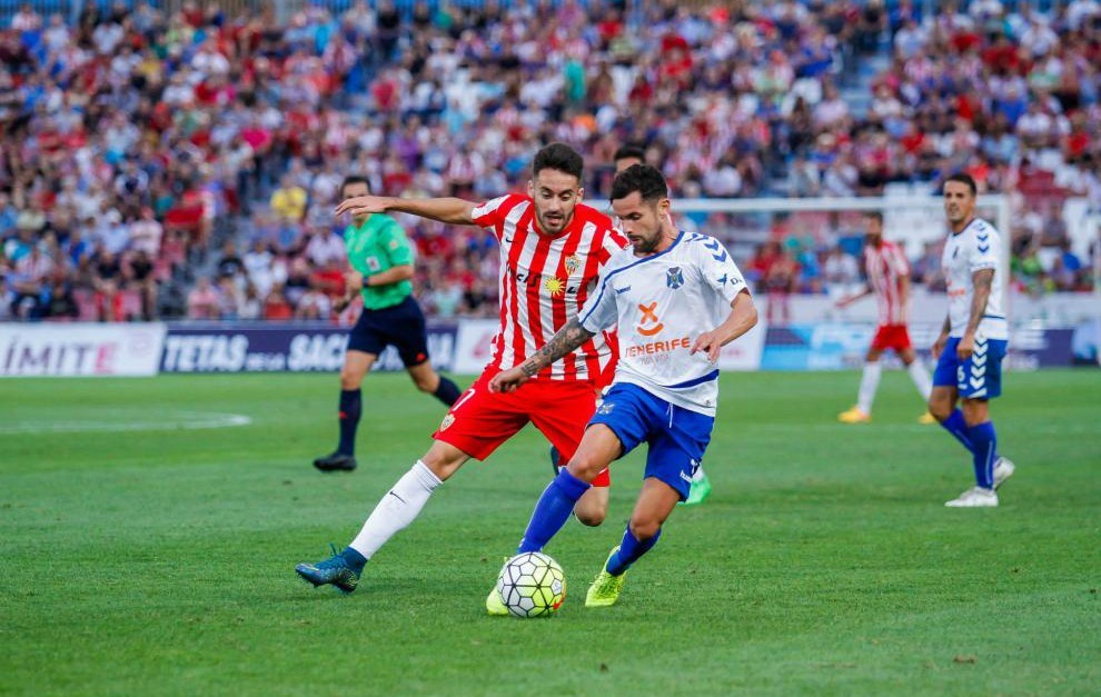 soi-keo-nhan-dinh-almeria-vs-alcorcon-vao-01h00-ngay-16-03-2021-la-liga-2
