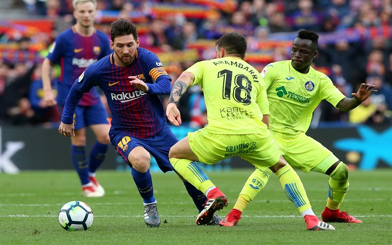 soi-keo-nhan-dinh-barcelona-vs-huesca-vao-03h00-ngay-16-03-2021-la-liga