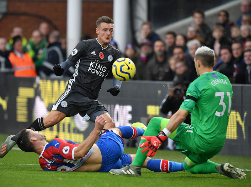 Crystal Palace gặp rất nhiều khó khăn khi phải đối đầu với đối thủ mạnh hơn mình nhiều lần